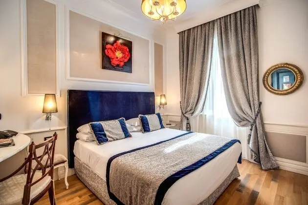 Basic Tek Büyük Yataklı Oda