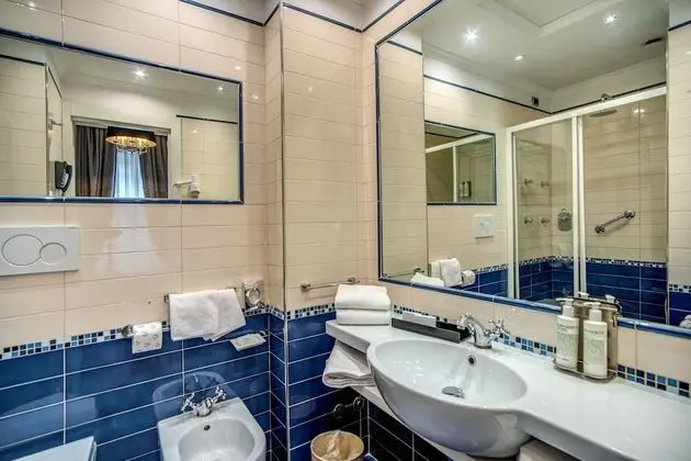 Deluxe Tek Büyük veya İki Ayrı Yataklı Oda