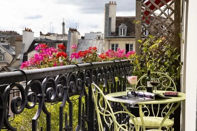 Deluxe Tek Büyük veya İki Ayrı Yataklı Oda, Balkon