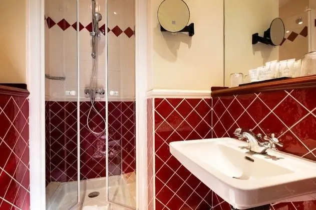 Deluxe Tek Büyük veya İki Ayrı Yataklı Oda, Balkon