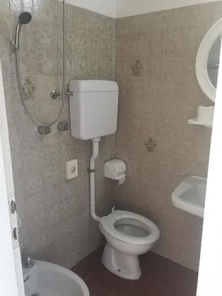 Tek Büyük veya İki Ayrı Yataklı Oda, Balkon