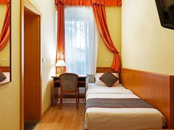 Tek Kişilik Oda