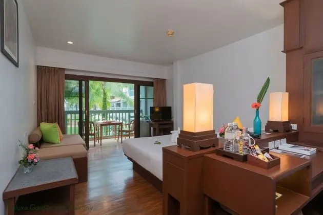 Deluxe Garden with Balcony