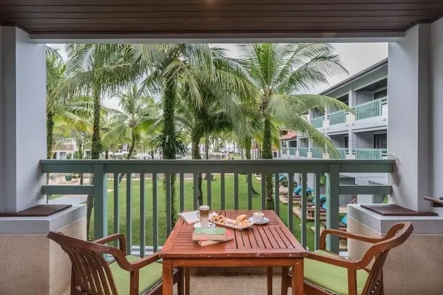 Deluxe Garden with Balcony