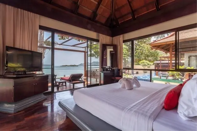 Ocean Front Villa with Private Pool