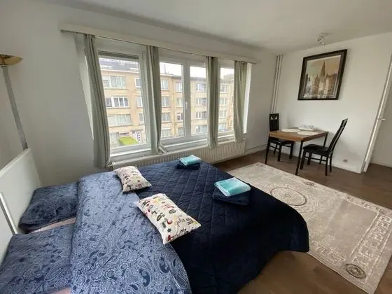 Studio City "Indigo"