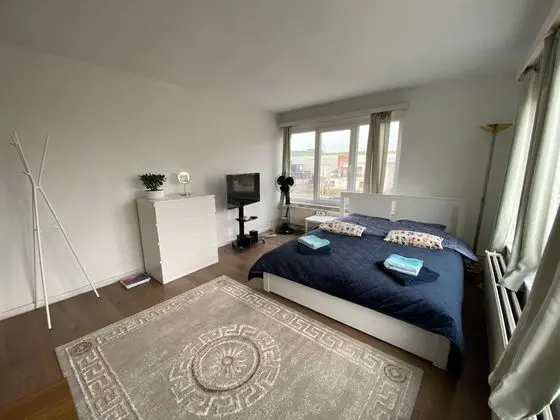 Studio City "Indigo"