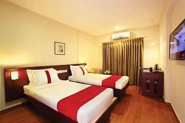Deluxe Tek Büyük Yataklı Oda, 1 En Büyük (King) Boy Yatak, Sigara İçilebilir, Şehir Manzaralı