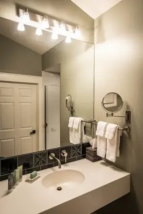 Comfort Oda, Özel Banyo (Room 01)