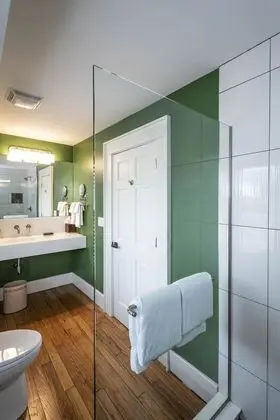 Family Oda, Özel Banyo (Room 11)
