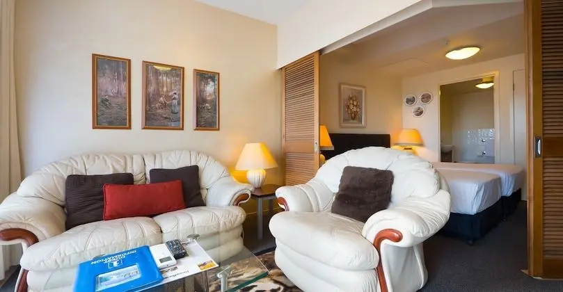 Stüdyo, Jakuzi (Bed & Breakfast)