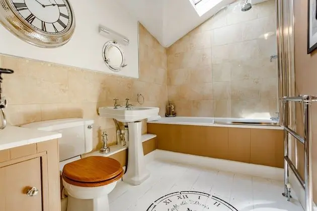Executive Kır Evi, Banyolu/Duşlu, Bahçe Manzaralı (Luxury 2 bed Holiday Let)