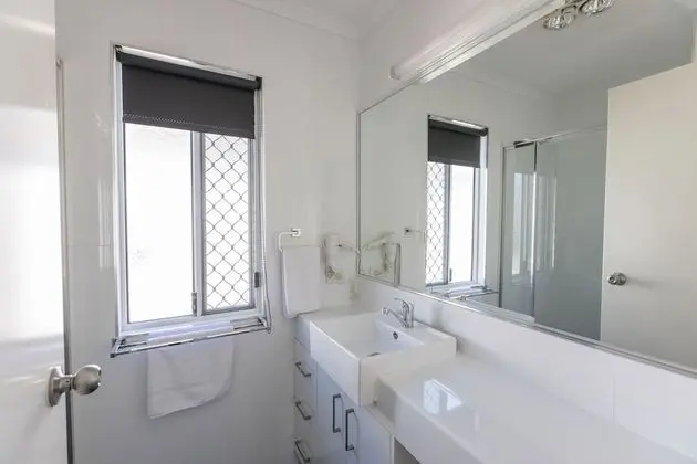 Standard Kulübe, 2 Yatak Odası, Sigara İçilmez, Koy Manzaralı (Waterview Villa)