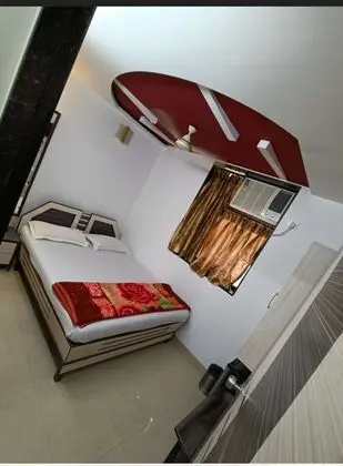 Deluxe Tek Kişilik Oda