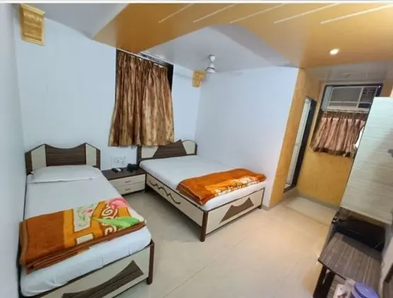 Deluxe Üç Kişilik Oda