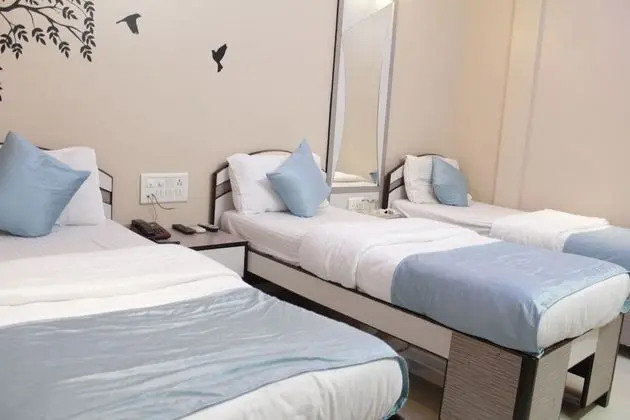 Deluxe Üç Kişilik Oda