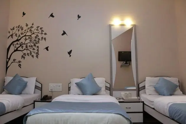 Deluxe Üç Kişilik Oda