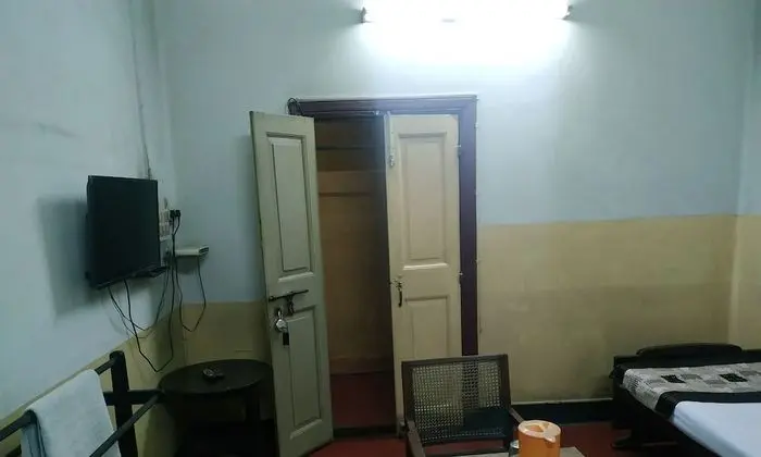 Standard AC Room