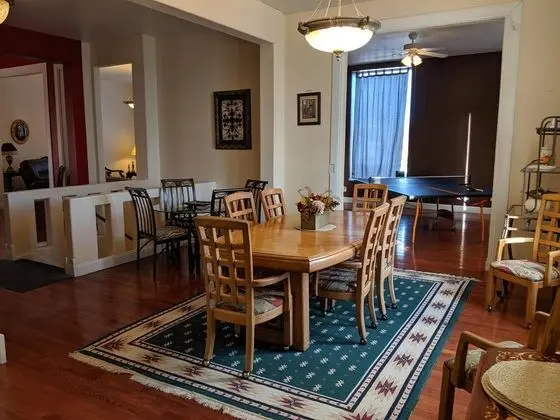 Ev (BROADWAY LOFT - SLEEPS 14+ - 3min to )
