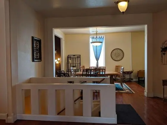 Ev (BROADWAY LOFT - SLEEPS 14+ - 3min to )