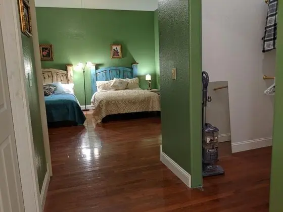 Ev (BROADWAY LOFT - SLEEPS 14+ - 3min to )
