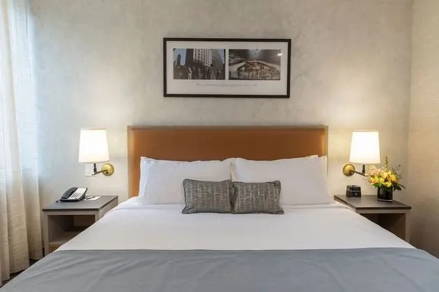 Deluxe Room, 1 King Bed (Renovated)