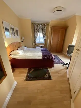 Tek Büyük Yataklı Oda, Özel Banyo