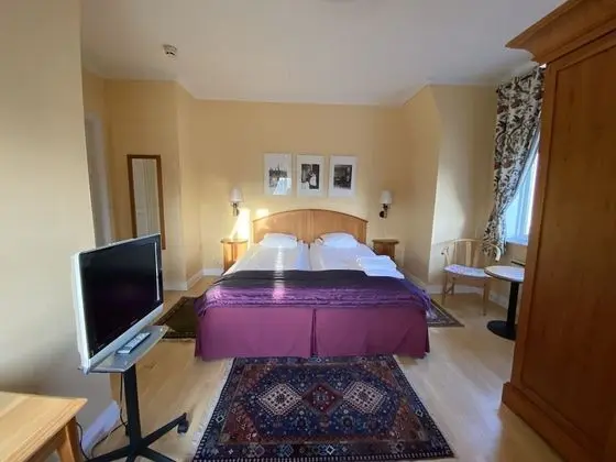 Tek Büyük Yataklı Oda, Özel Banyo