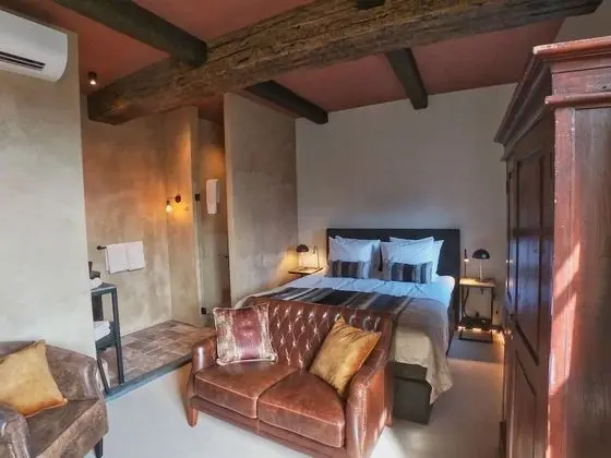 Deluxe Oda (Deluxe Monastery Room)