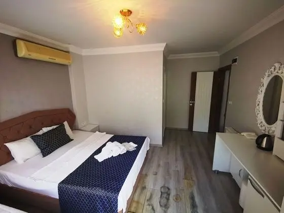 Standard Tek Büyük veya İki Ayrı Yataklı Oda