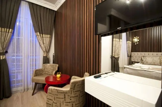 Standard Tek Büyük veya İki Ayrı Yataklı Oda