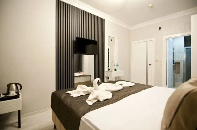 Standard Tek Büyük veya İki Ayrı Yataklı Oda