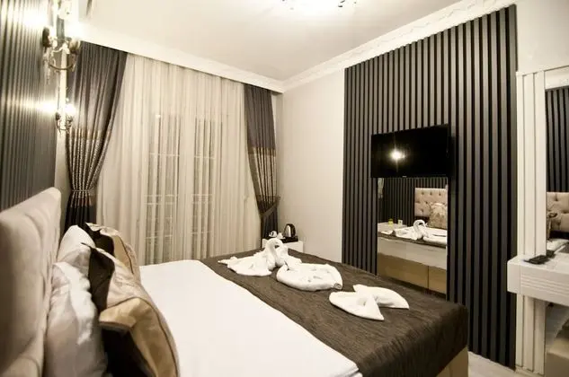 Standard Tek Büyük veya İki Ayrı Yataklı Oda