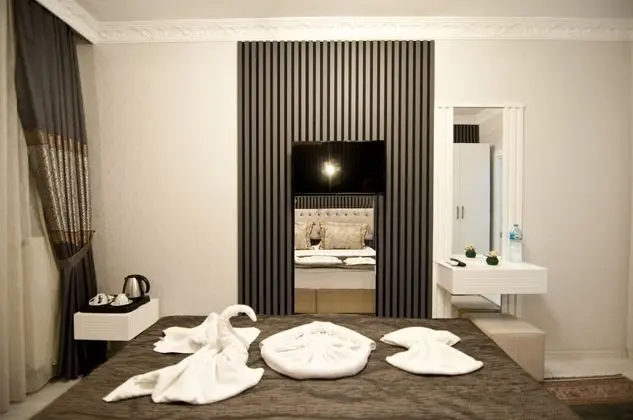 Standard Tek Büyük veya İki Ayrı Yataklı Oda