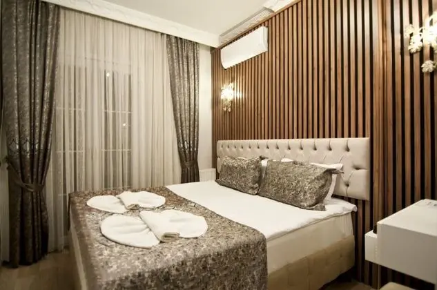 Standard Tek Büyük veya İki Ayrı Yataklı Oda