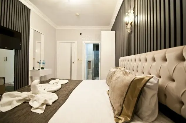 Standard Tek Büyük veya İki Ayrı Yataklı Oda