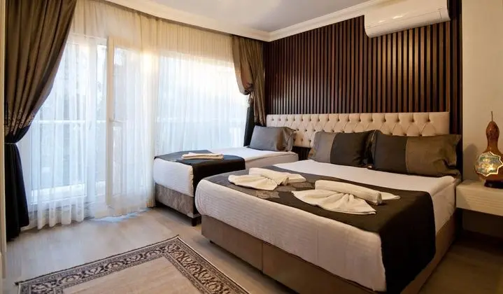 Standard Tek Büyük veya İki Ayrı Yataklı Oda