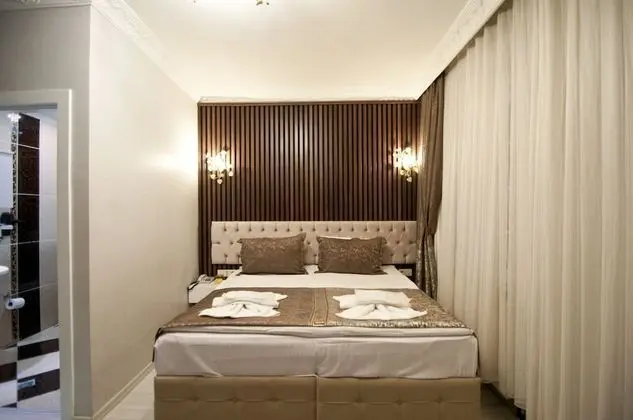 Standard Tek Büyük veya İki Ayrı Yataklı Oda