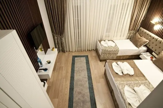 Standard Üç Kişilik Oda