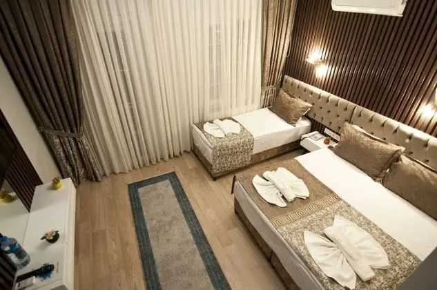 Standard Üç Kişilik Oda