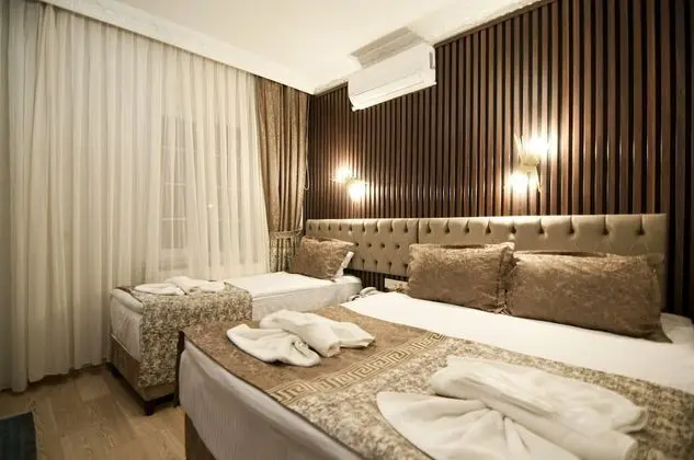 Standard Üç Kişilik Oda