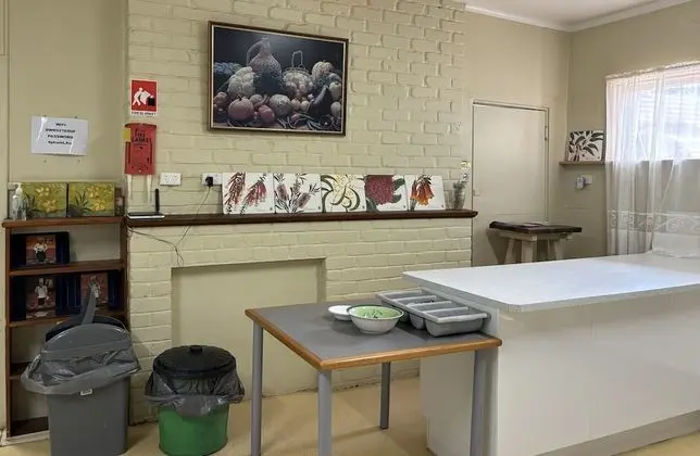 Standard Oda, Sigara İçilmez, Ortak Banyo (Twin Room)
