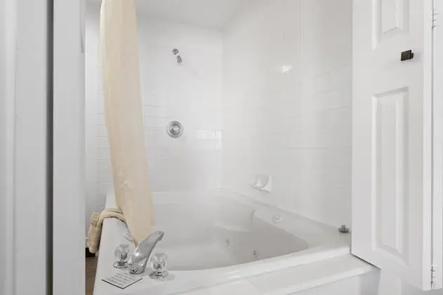 Süit, 1 En Büyük (King) Boy Yatak, Sıcak Su Küveti, Dağ Manzaralı