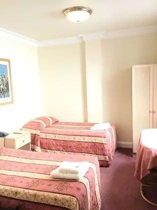 Dört Kişilik Oda