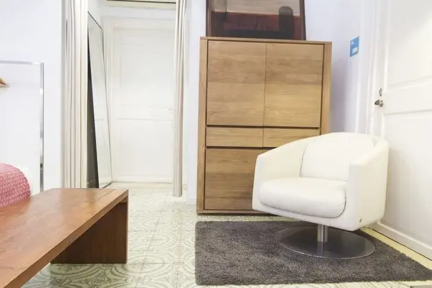 Premium Tek Büyük Yataklı Oda
