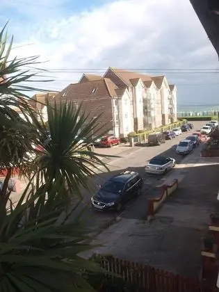 Deluxe Tek Büyük Yataklı Oda, Banyolu/Duşlu