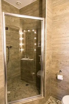 Deluxe Tek Büyük veya İki Ayrı Yataklı Oda