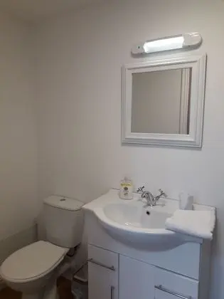 Basic Tek Büyük Yataklı Oda