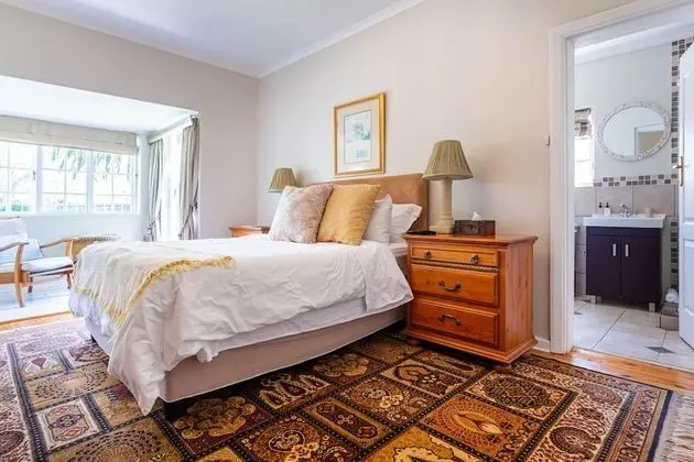 Luxury Tek Büyük Yataklı Oda, Banyolu/Duşlu, Havuz Manzaralı