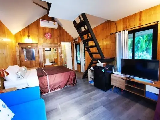 Family Kır Evi, Sigara İçilmez, Nehir Manzaralı
